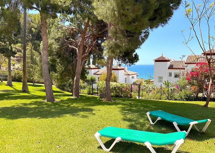 Vistas Del Mar Casasol Апартаменты *