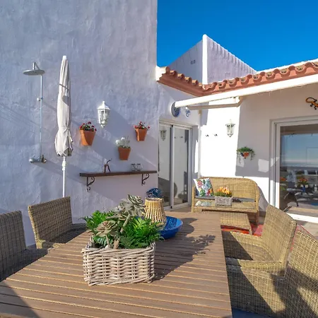 Vistas Del Mar Casasol アパート